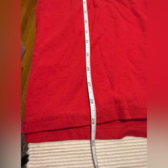 Southern Lure Vibrant Red Long Sleeve Tee for Casual Comfort - Picture 4 of 6